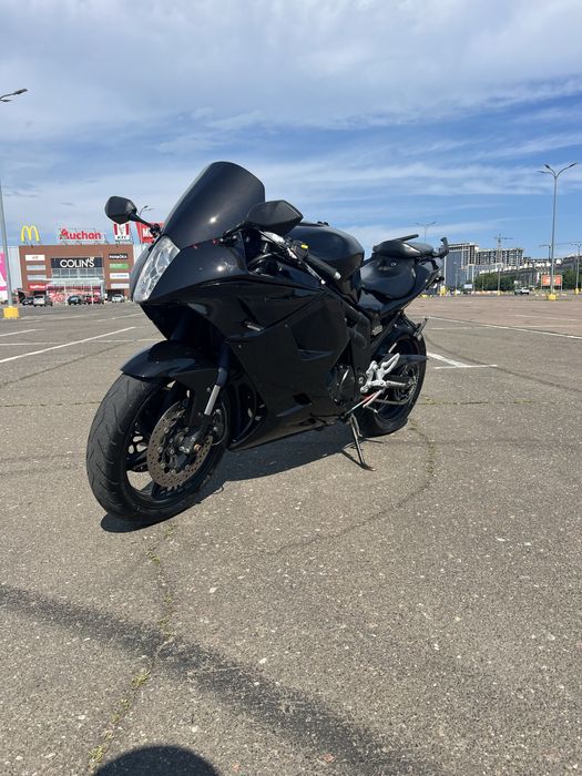 Hyosung GT650R 2013