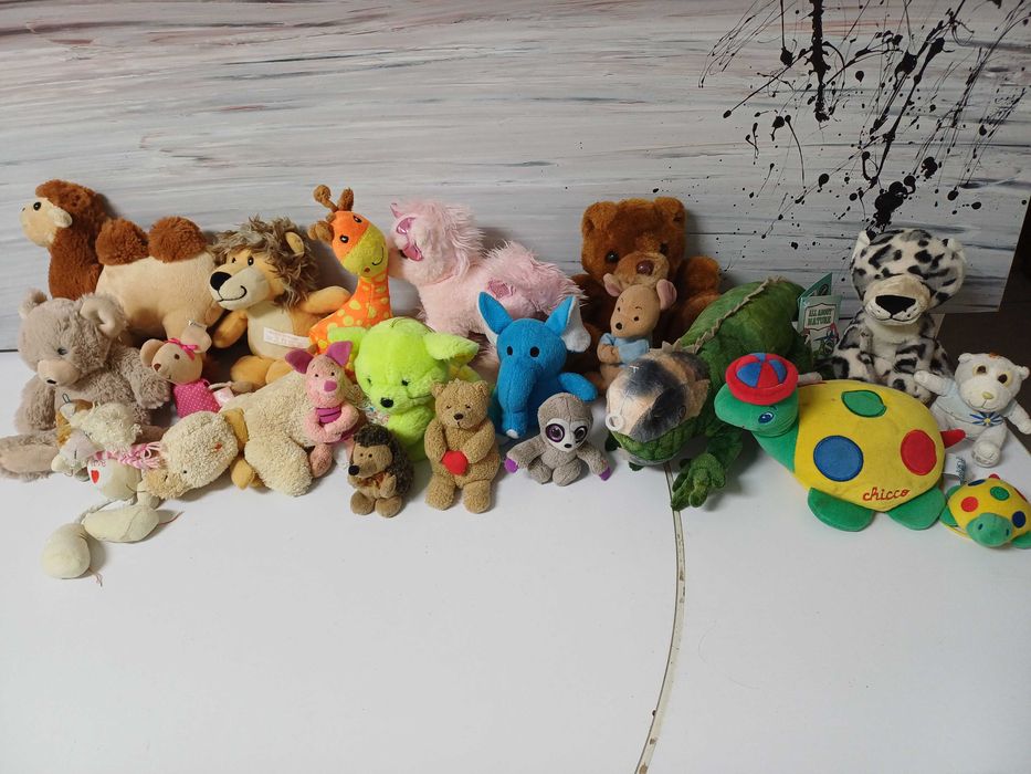 Peluches vários 22 unidades