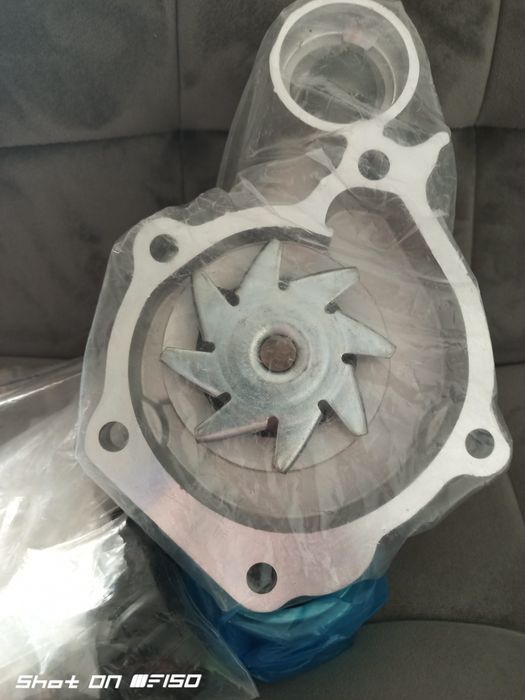 Помпа водяная Mitsubishi 4G64  /  Great Wall Hover