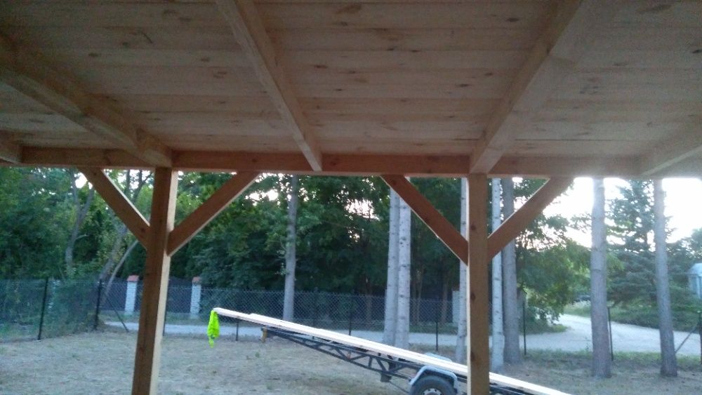 TARAS z zadaszeniem na auto 6 x 4