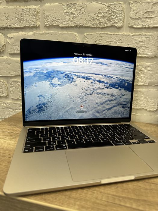Продам MacBook Air 13 в ідеальному стані