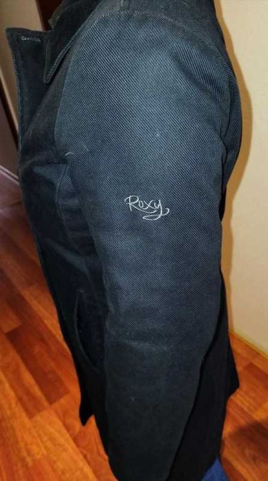Dwurzędowy płaszczyk Roxy