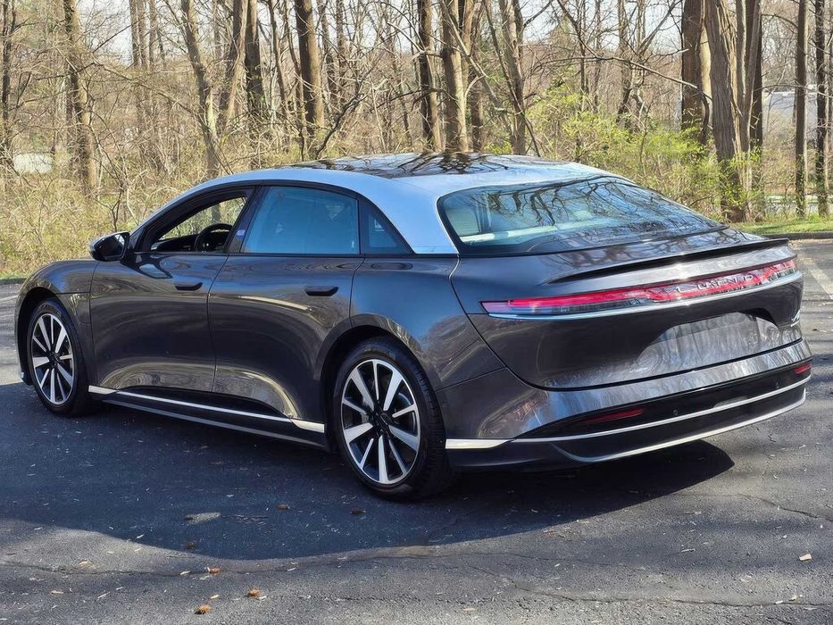 Lucid Air Grand Touring      2022