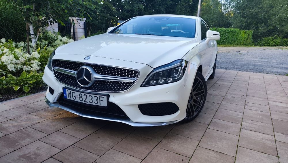 Salon Polska Pakiet AMG Bezwypadkowy kamery 360  masaże Harman Kardon IQ LED 4matic 9GTRONIC