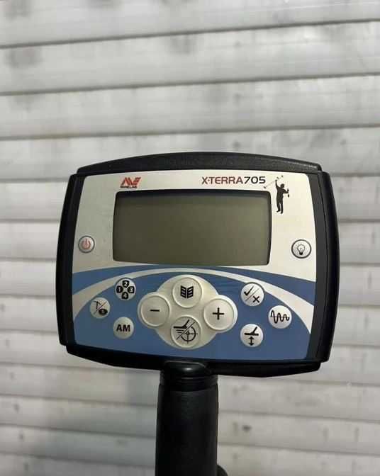 Металошукач Minelab X-Terra 705 бу металодетектор