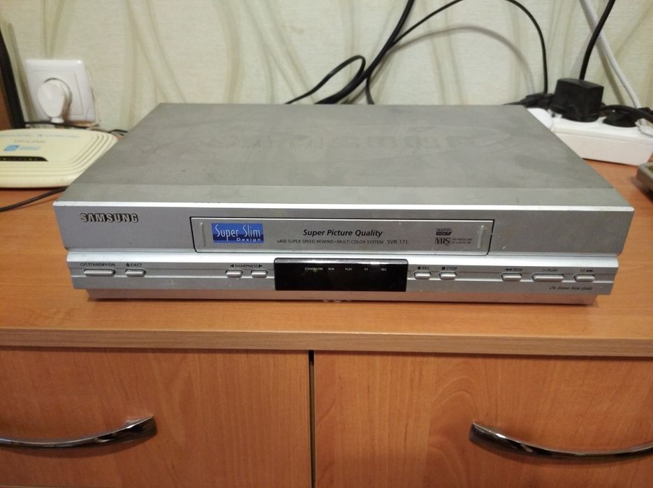 DVD плеер Slmsung SVR 171 Noka Sonis W0254523