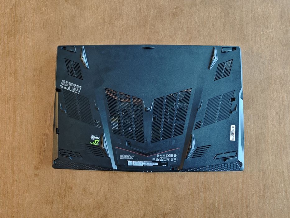 Portátil MSI GL63 8RD