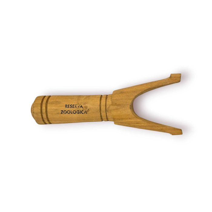 Estilingue Tradicional Madeira “Reserva Zoológica” – Peça Rústica Vintage 18 cm