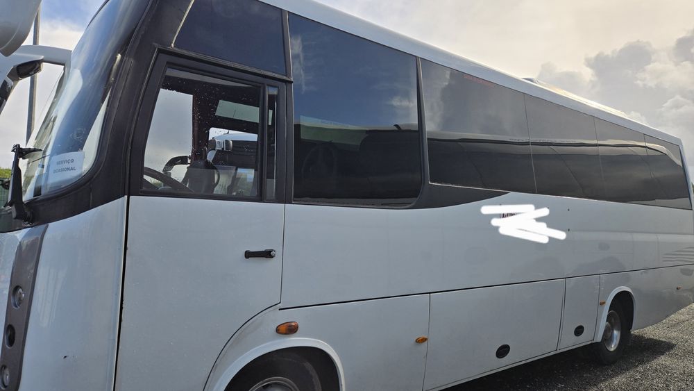 Vendo Autocarro ,35 lugares de 2010