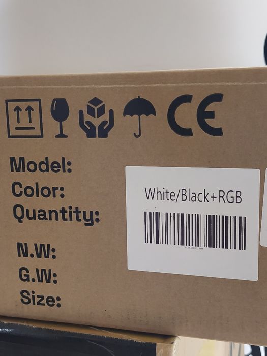 Cadeira Gaming 100% Nova Selada. Com Leds