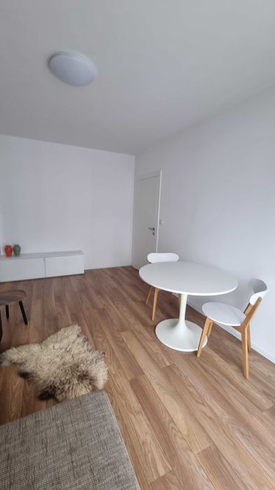 Wynajmę 2 pokojowe mieszkanie