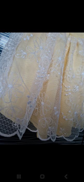 Sukieneczka 6-9 miesięcy F&F