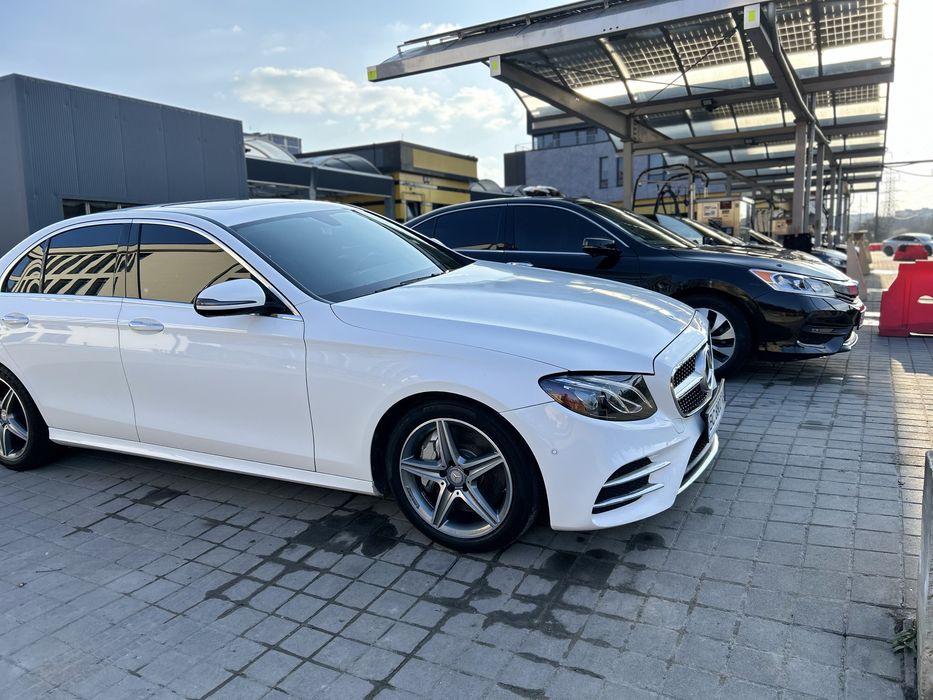 Mercedes E300 W213 4matic 2017 ідеал