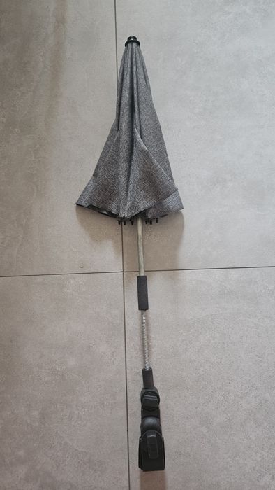 Parasolka przeciwsłoneczna do wózka