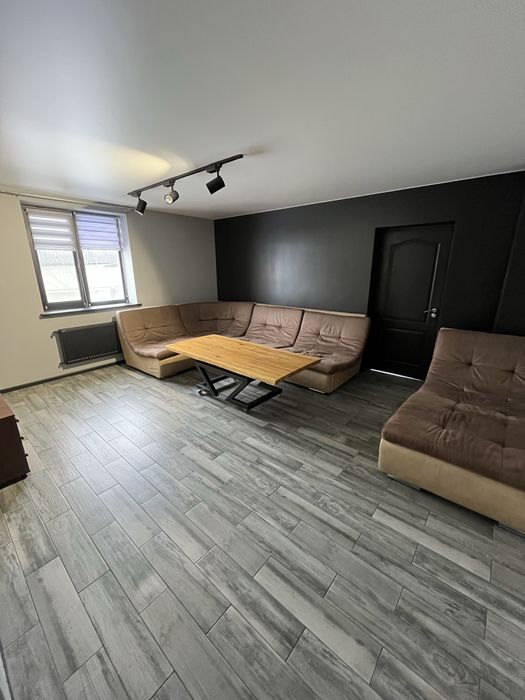 Будинок в Новому Дворі