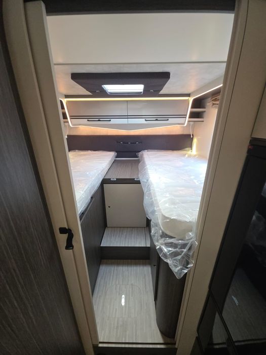 Kamper / Wynajem / 5 osobowy / Camper