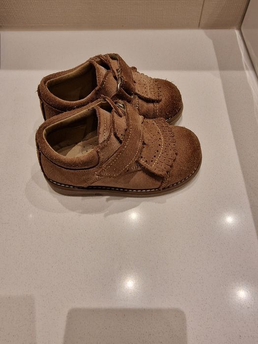 Botas Carneiras Tamanho 23 novas!