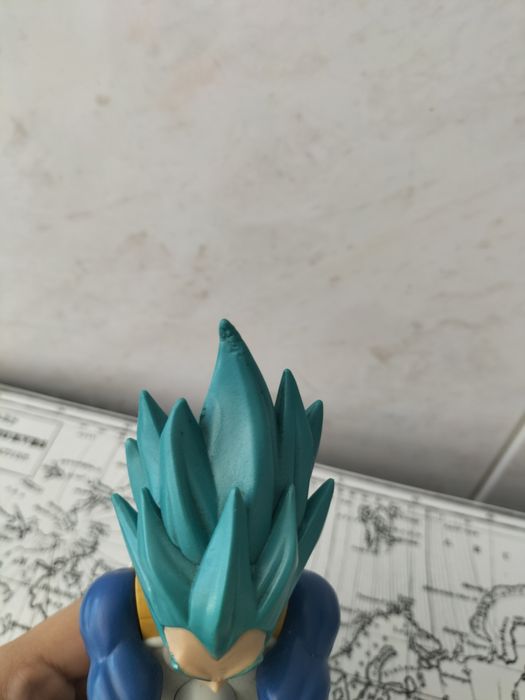 Figura Dragon Ball Super Saiyan Blue Vegetta