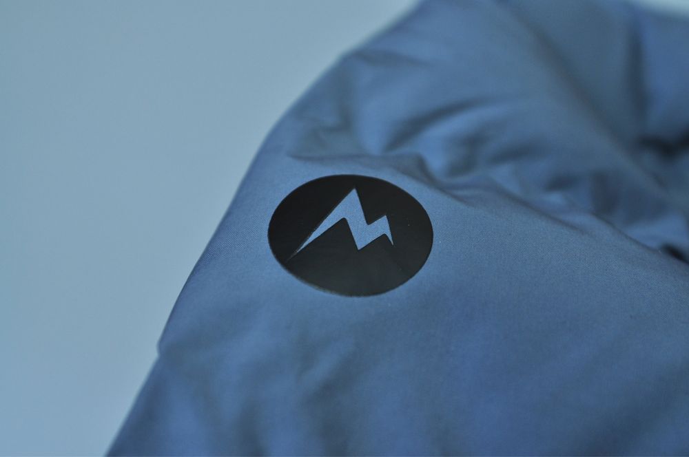 Marmot оригинал новый мужской пуховик парка куртка на зиму размер XL