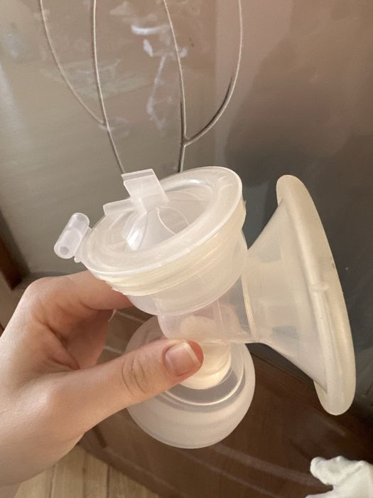 Електричний молоковідсмоктувач Philips Avent.