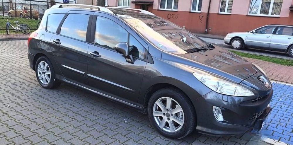 Peugeot 308 2,0HDI 140KM panorama, hak
