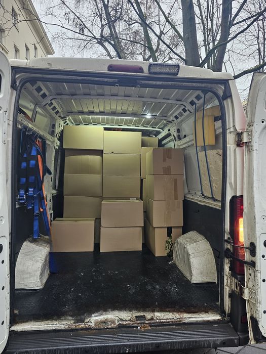 Usługi transportowe, przeprowadzki, transport mebli, przewóz rzeczy,bus 24/7