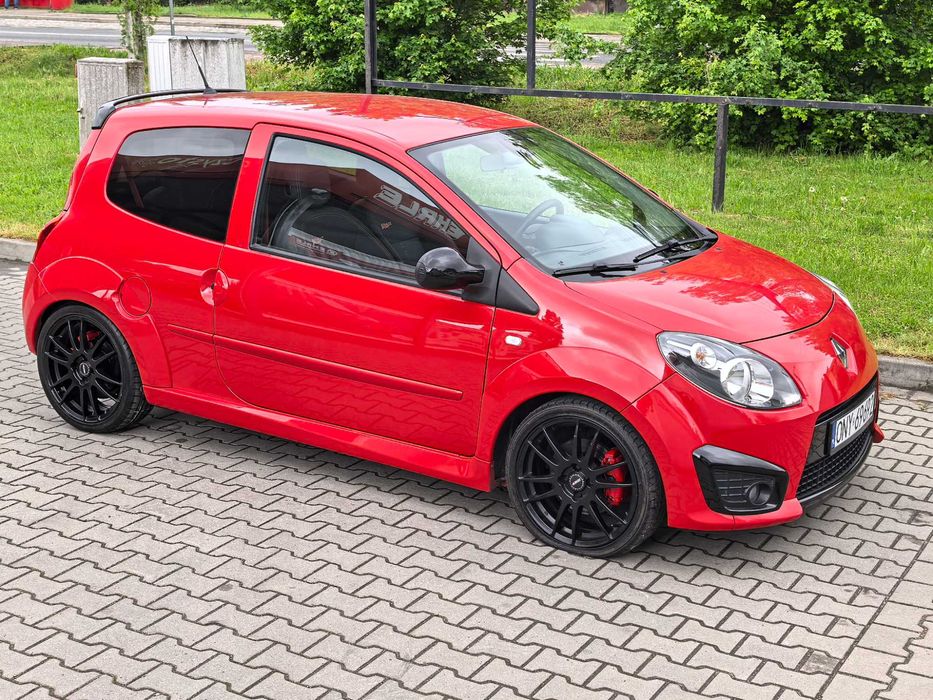 Renault Twingo RS 1.6 133km Hot hatch