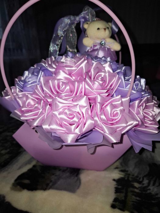 Продам букети з атласних стрічок