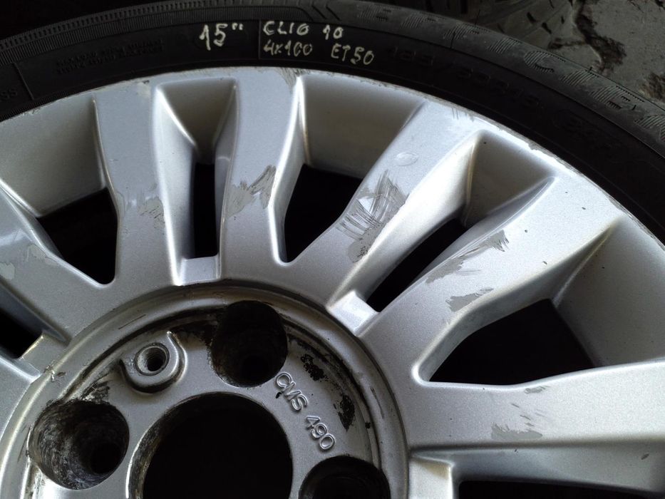 Jantes Renault R15 Com Pneus 185/60 Furação 4X100