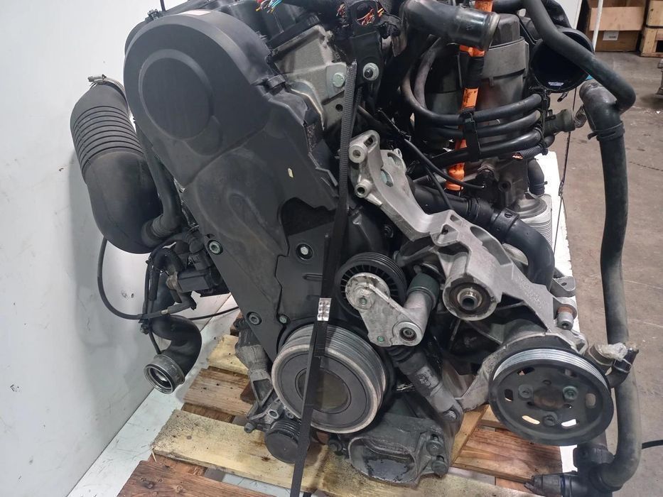 MOTOR VOLKSWAGEN PASSAT 1.9 TDI REFª:AVF