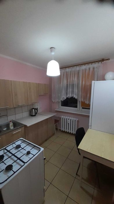 Komfortowe 4-pokojowe mieszkanie w centrum Szczytna (ul. Ogrodowa) – idealne dla firm lub studentów