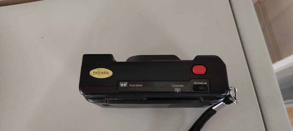 Máquina fotográfica Casio EF-8