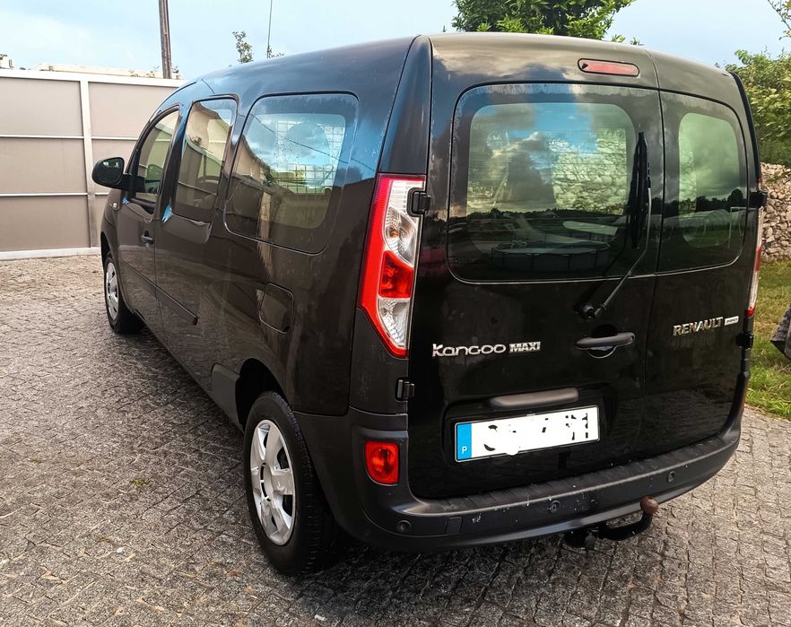 Renault Kangoo 1.5 dCi 110cv Maxi 5 lugares