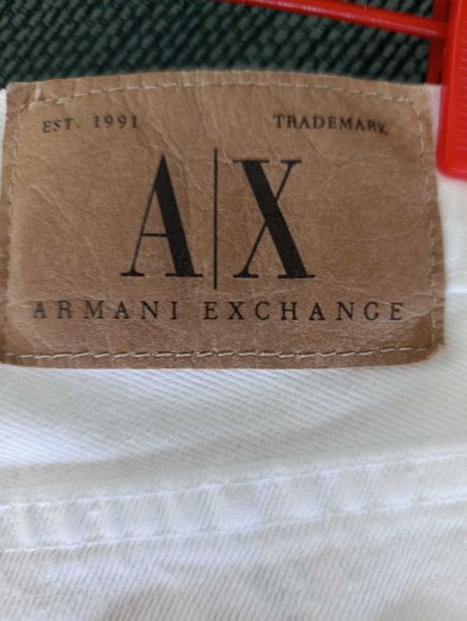 Białe dżinsy Armani Exchange( duże)