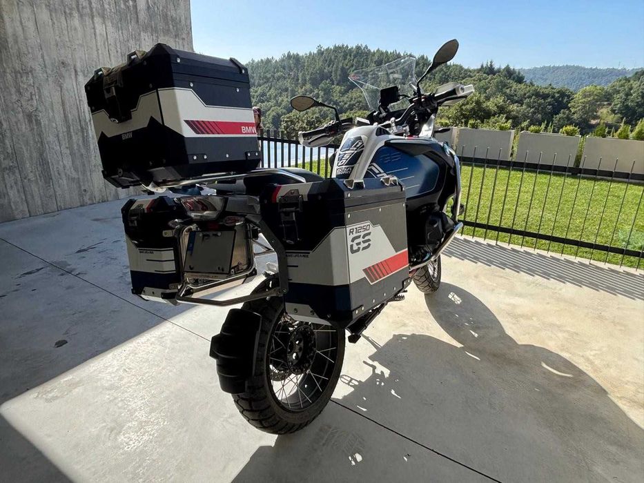 BMW r 1250 adventure trophy 2025