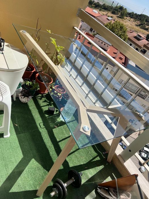 Mesa de cozinha com vidro