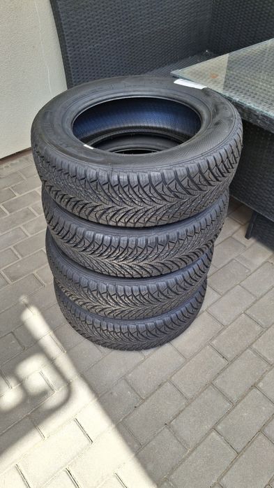 Opony wielosezonowe