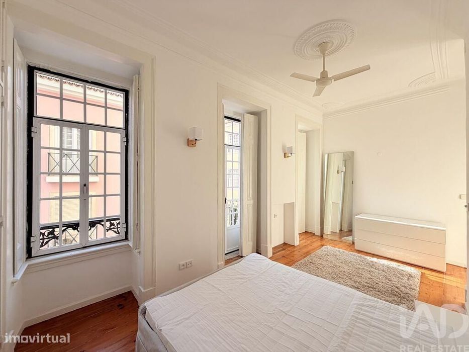 Apartamento T2 em Estrela de 74,00 m2