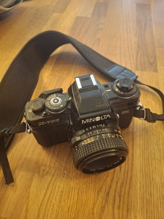Minolta X-700 + Minolta MD 50mm f/2