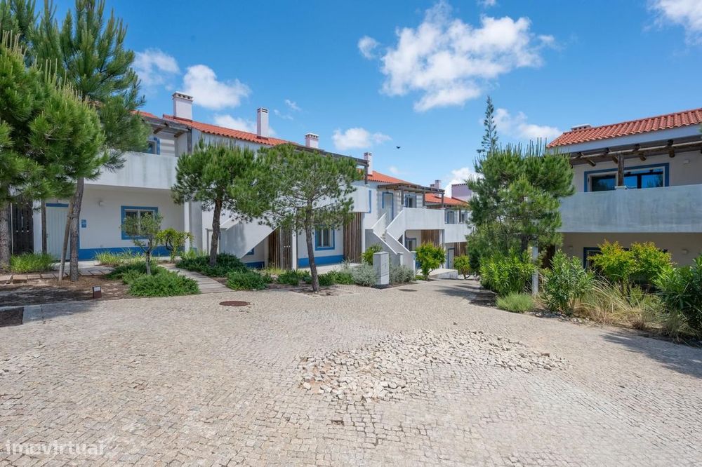 Apartamento T2 com jardim, Carvalhal, Grandola
