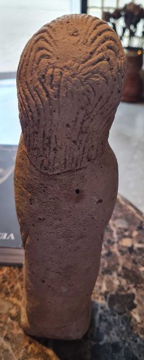 antiga imagem de jesus Cristo em grés