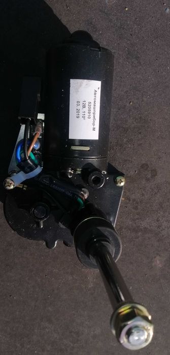 Моторедуктор склоочисника МТЗ СЛ 230-М