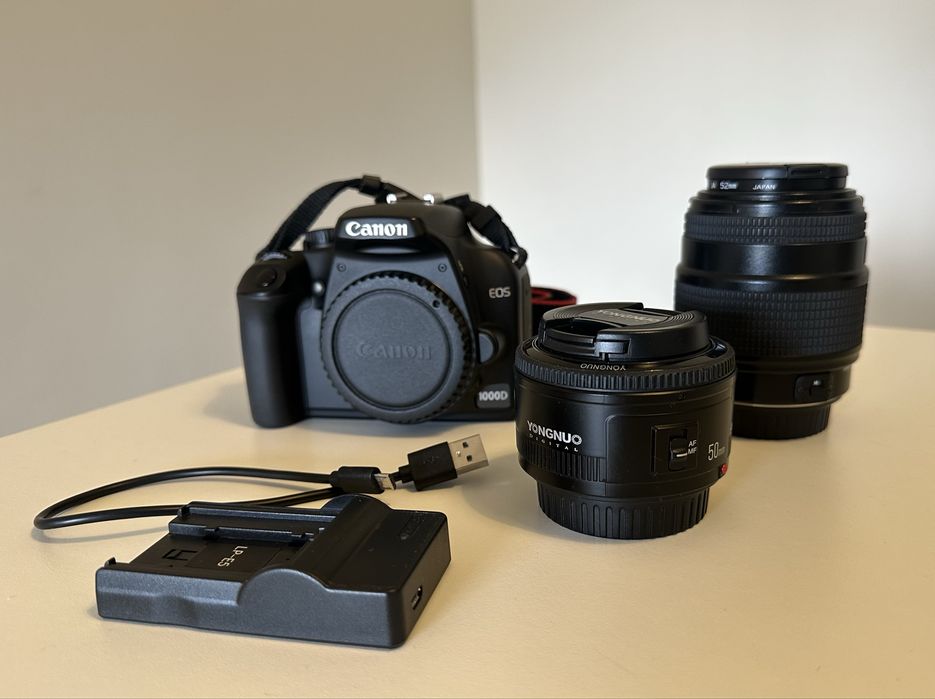 Canon EOS 1000d + 50mm f/1.8 + 70-210 f/4-5.6