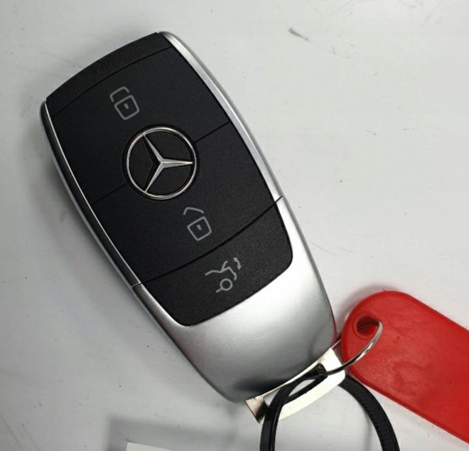 Capa para comando da mercedes
