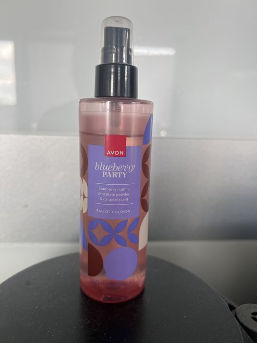 Mgiełka do ciała Avon