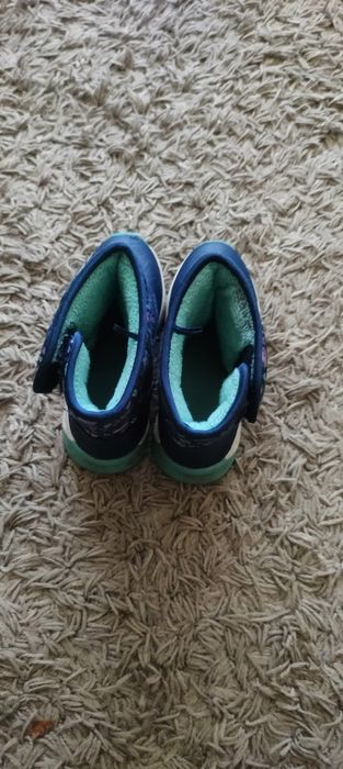 Buty zimowe dla dziewczynki rozmiar 27