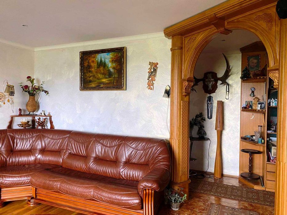 Продам 3к 107м пр- т Науки 62-А Бізнес Клас Ремонт Меблі Техника Цегла