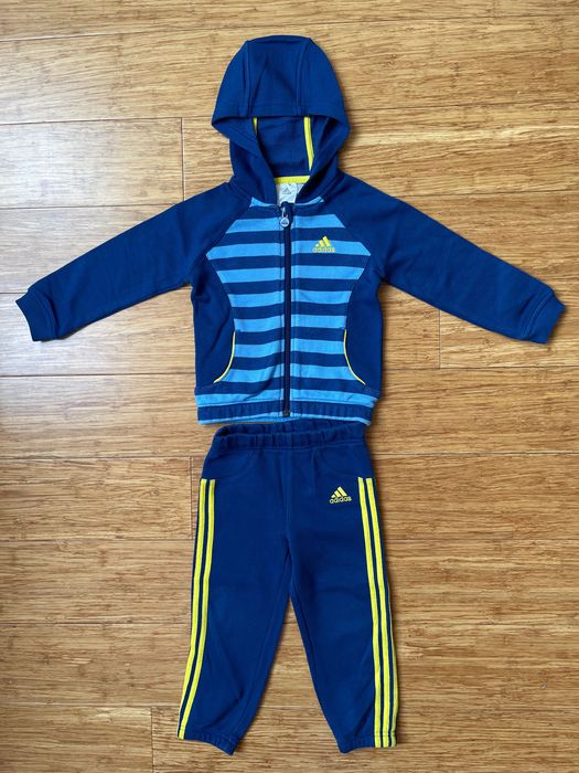 Dres dziecięcy 18-24 ms. Adidas