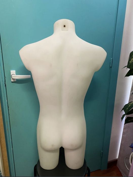 Buato manequim tamanho real