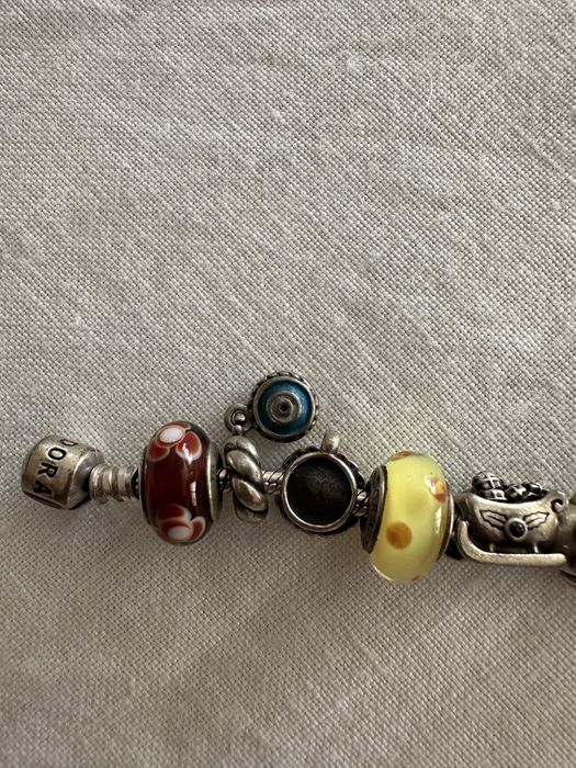 Pulseira Pandora como nova